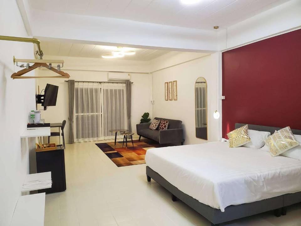 Mana Restaurant & Boutique Hotel Ban Si Than Buitenkant foto